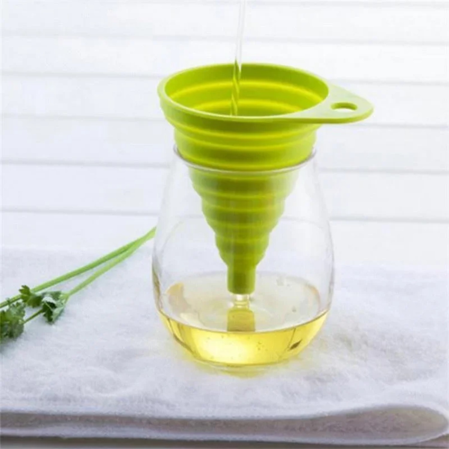 1 Funil Dobrável de Silicone d - Baking Powder Kitchen avaliação e preço